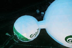 Struktury geodezyjne Freedomes jako strefa marki Carlsberg