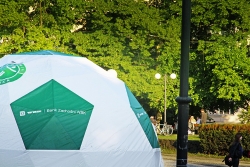 Kopuła geodezyjna BZ WBK w centrum Szczecina