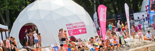 freedome 75 beach tents for t mobile and help measured in kilometers charity