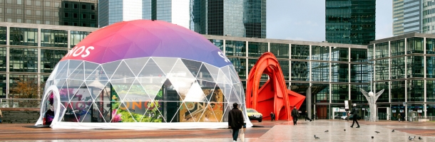 sonos geodesic dome on place de la defense in paris